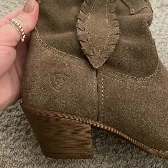 Ariat ankle suede boot - Picture 5 of 6
